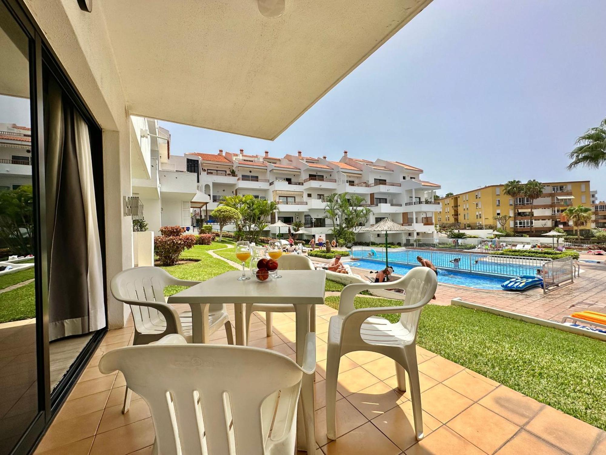 Pool Views Terrace Apartman Los Cristianos  Kültér fotó